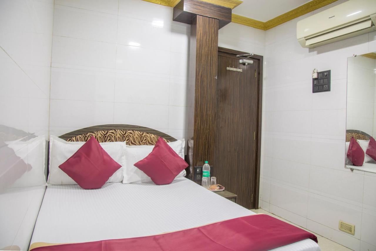 Relax Guest House Mumbai Exterior foto